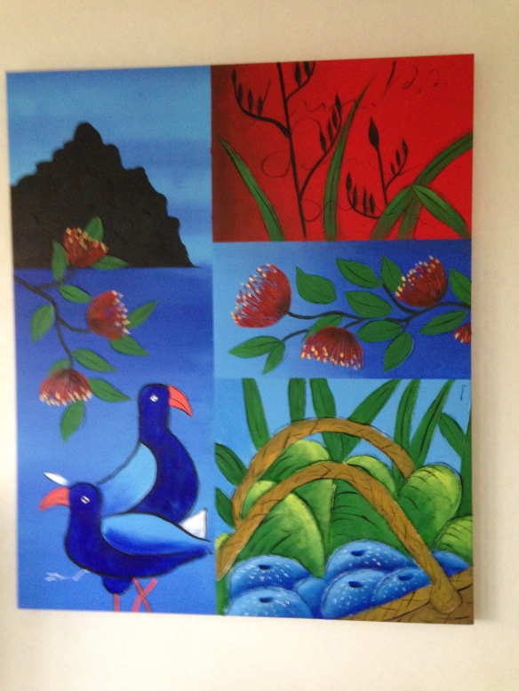 Beautiful kiwi canvas that has moved with me three times and proudly displayed on my wall in my second lounge.